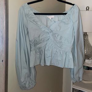 Long sleeve puffed top